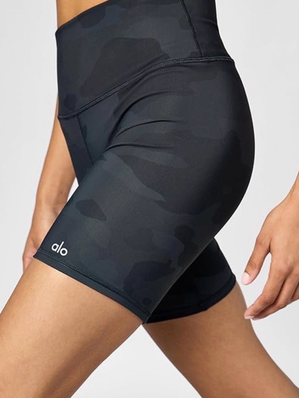 ALO Yoga Camo Vapor Bike Shorts